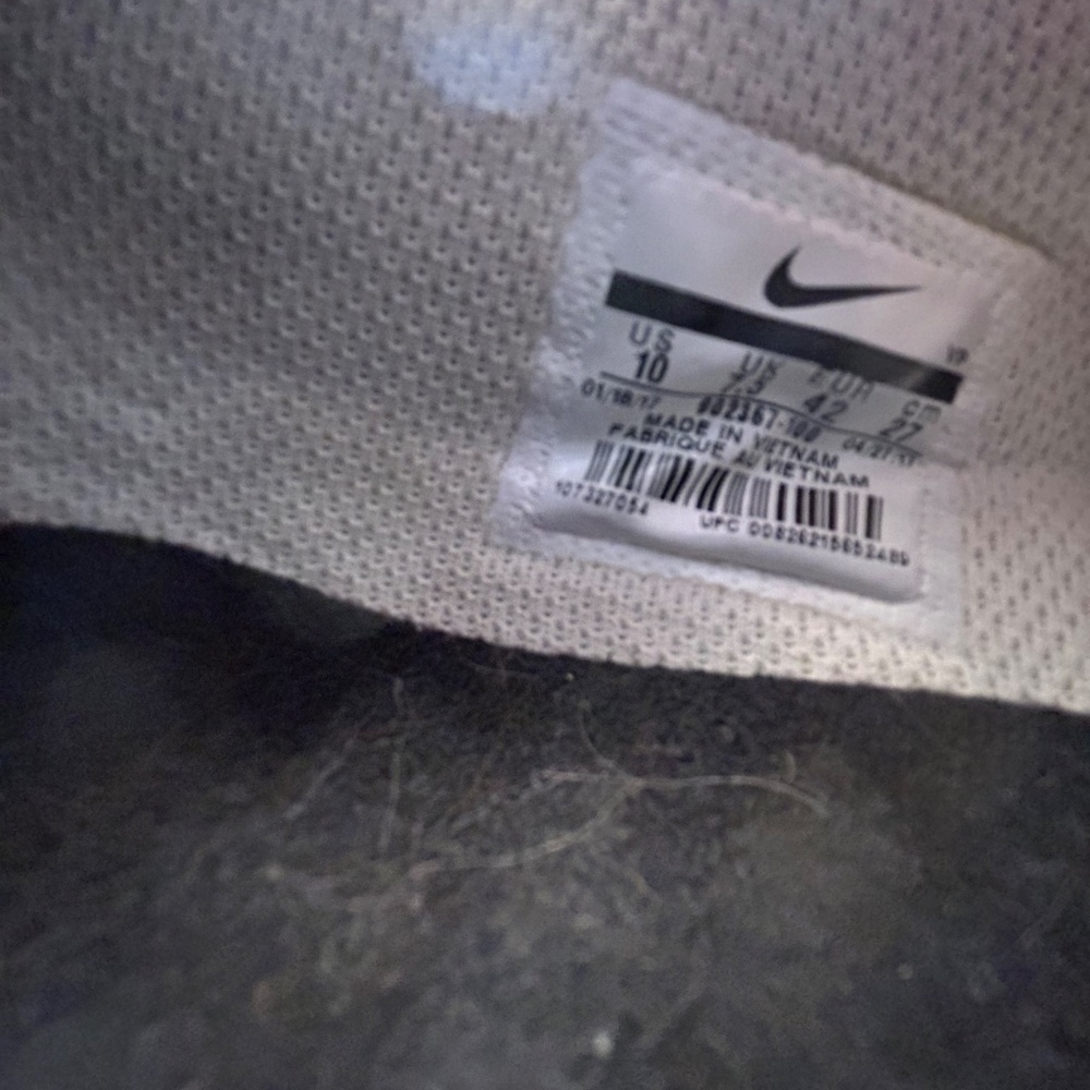 Nike Women's Court Shoes - Picture 7 of 13